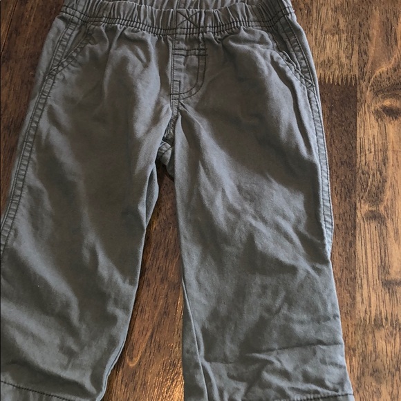 Carter’s 18mo pants - Picture 1 of 3